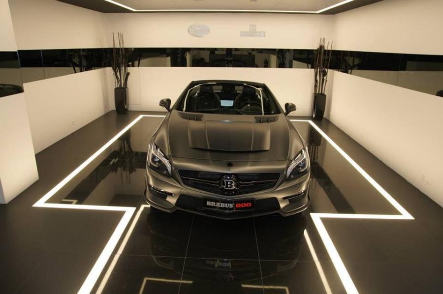  Mercedes-Benz SL800 by Brabus 2015 года  (фото 2 из 5)